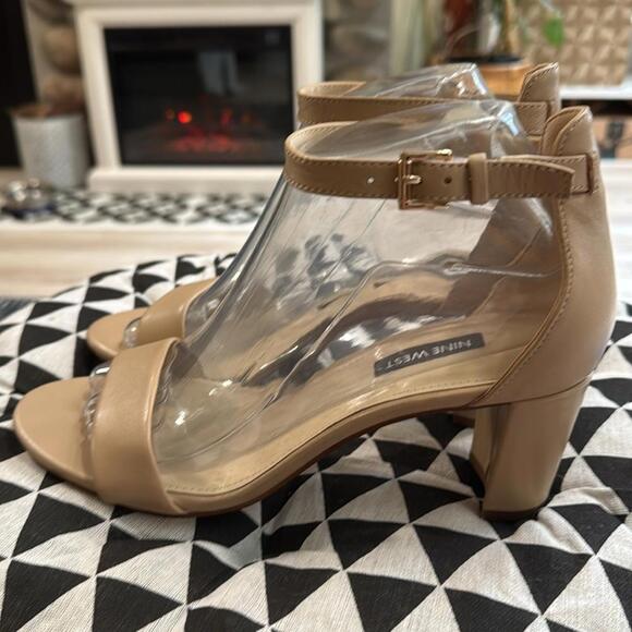 Nine West Pruce Ankle Strap Block Heel Sandals nude - Picture 5 of 8